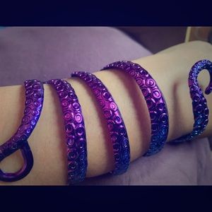 Tentacles bracelet